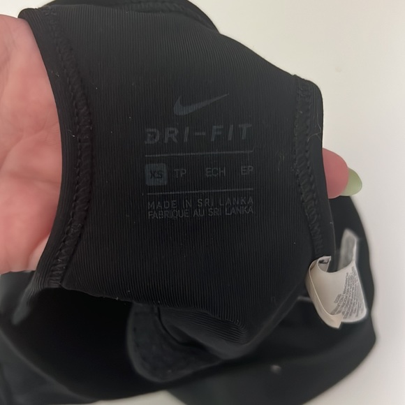 Nike black athletic sports bra - Picture 3 of 3